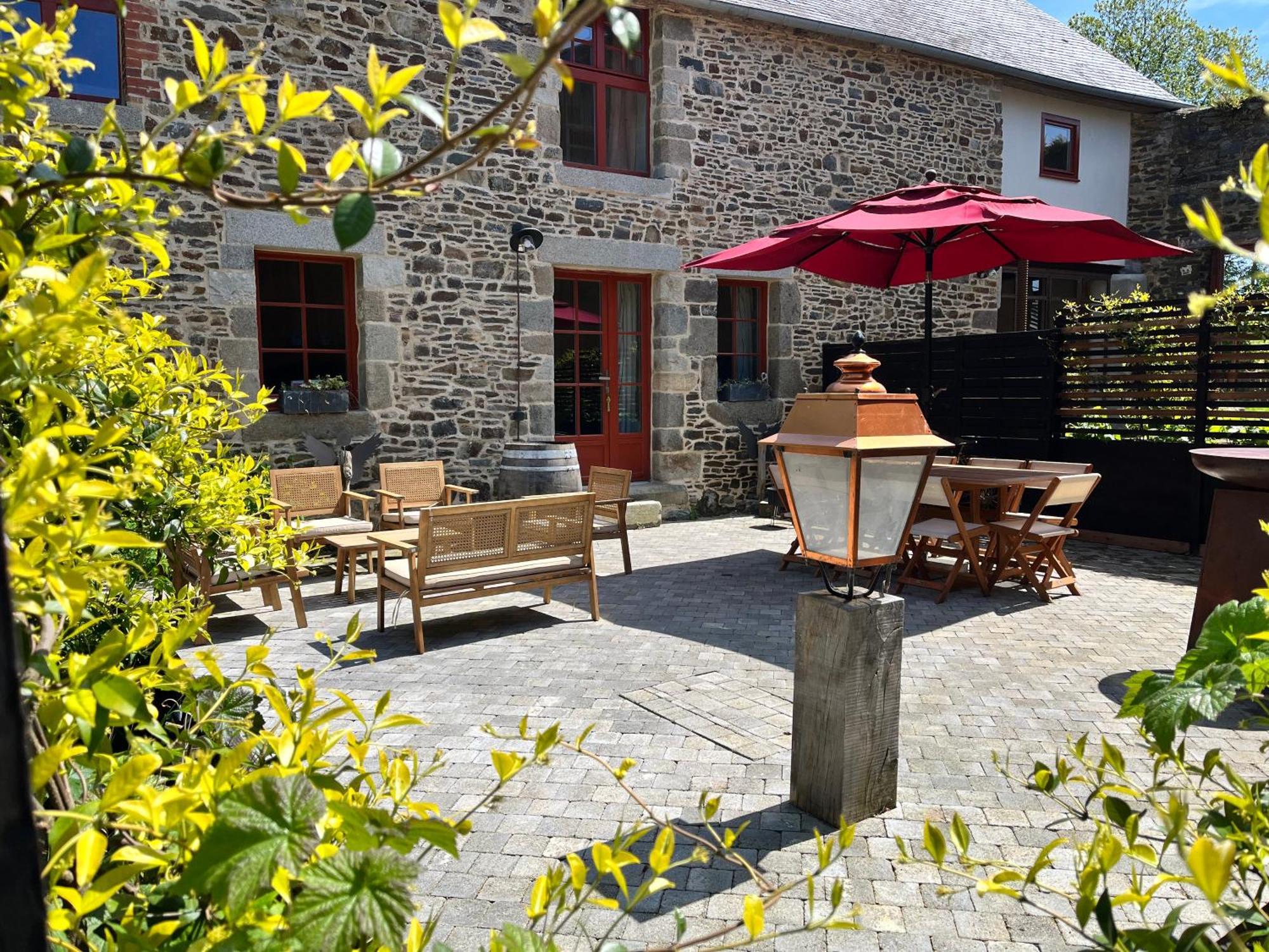 ホテル Domaine Du Tertre Ychot ドル・デ・ブルターニュ エクステリア 写真