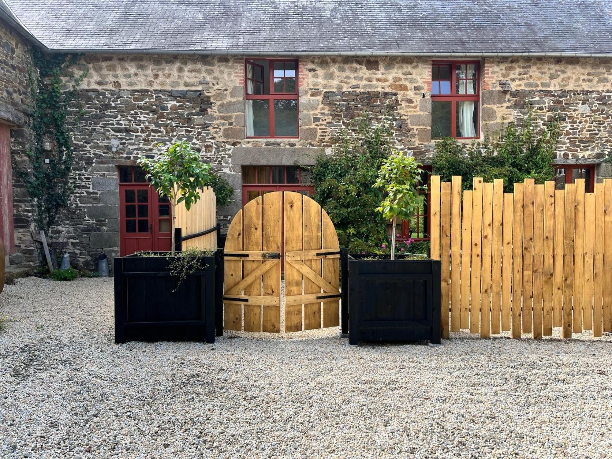 ホテル Domaine Du Tertre Ychot ドル・デ・ブルターニュ エクステリア 写真