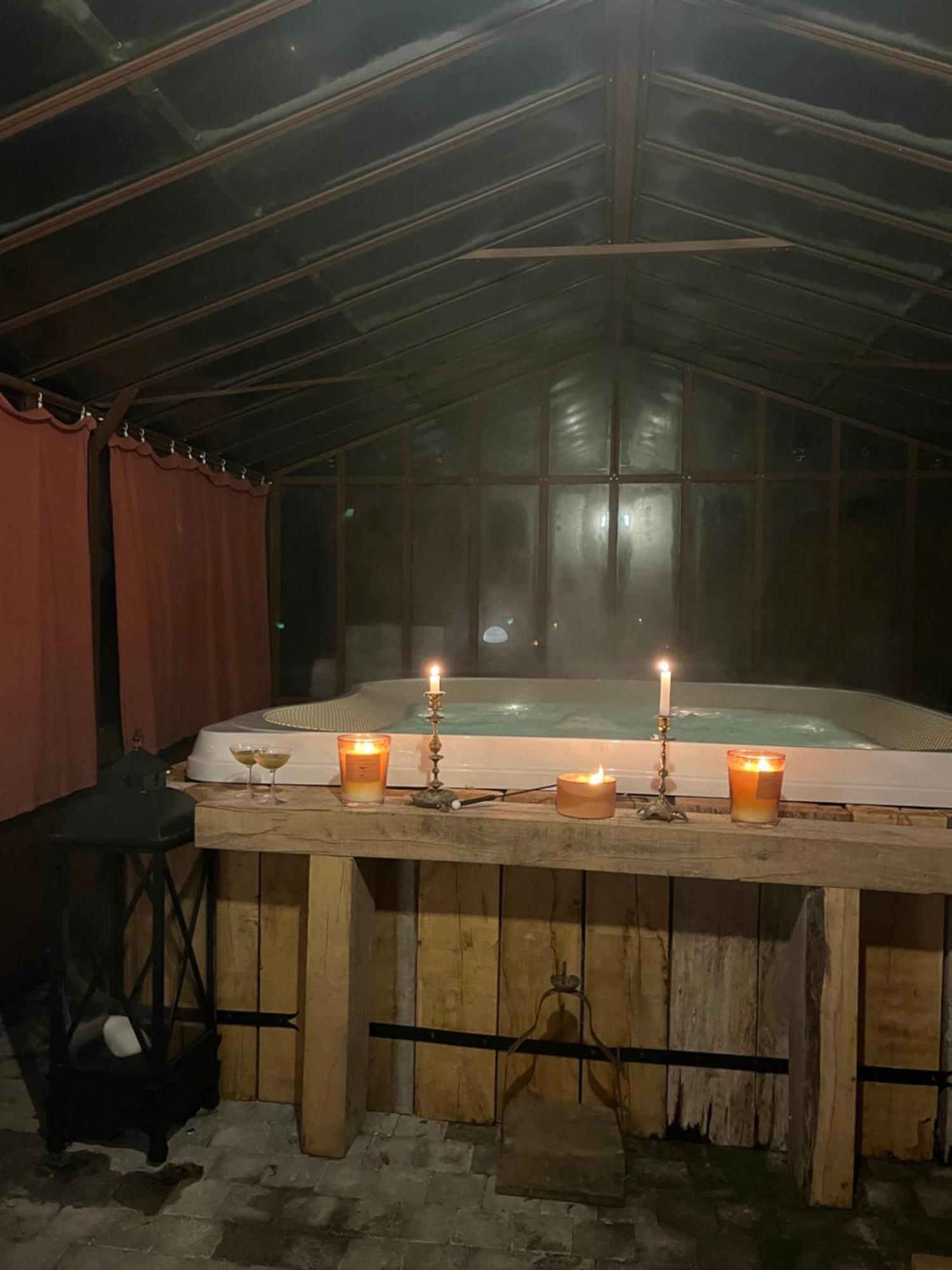 ホテル Domaine Du Tertre Ychot ドル・デ・ブルターニュ エクステリア 写真